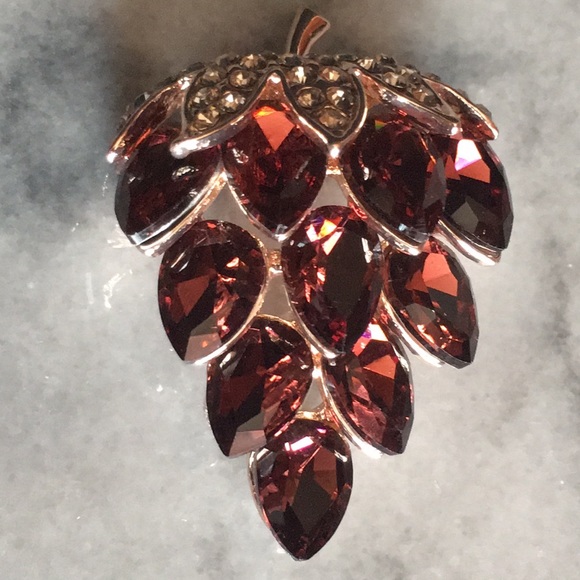 Grapes Teardrop Crystal Brooch - Picture 12 of 16